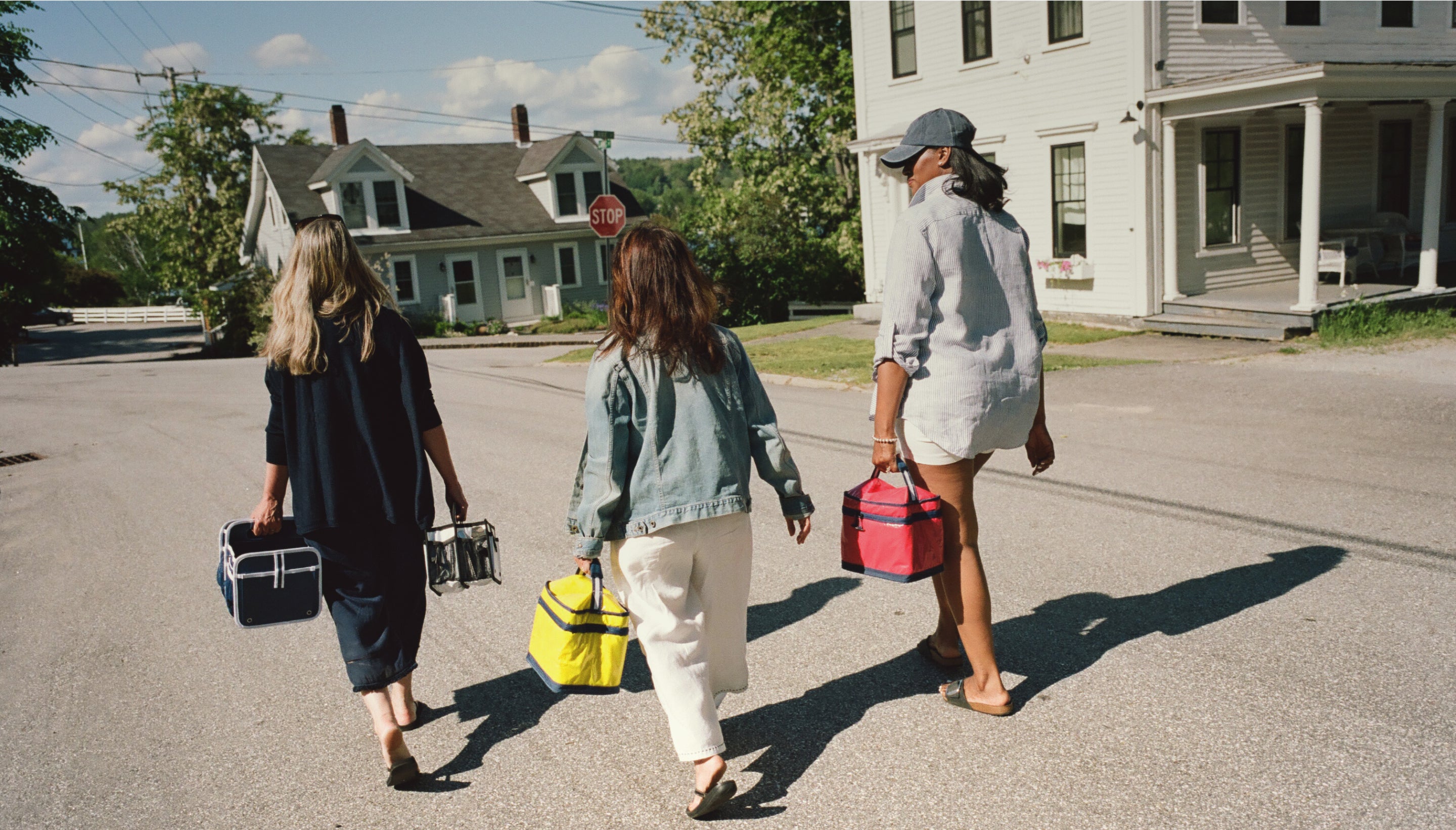 Medium Caddy: Balancing Capacity with Convenience – junedays